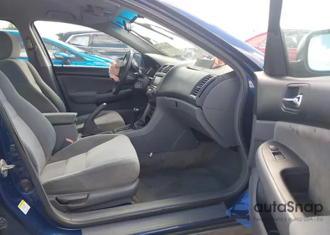 2005 Honda Accord 2.4 Lx из США, поврежденный, VIN 1HGCM56495L001812